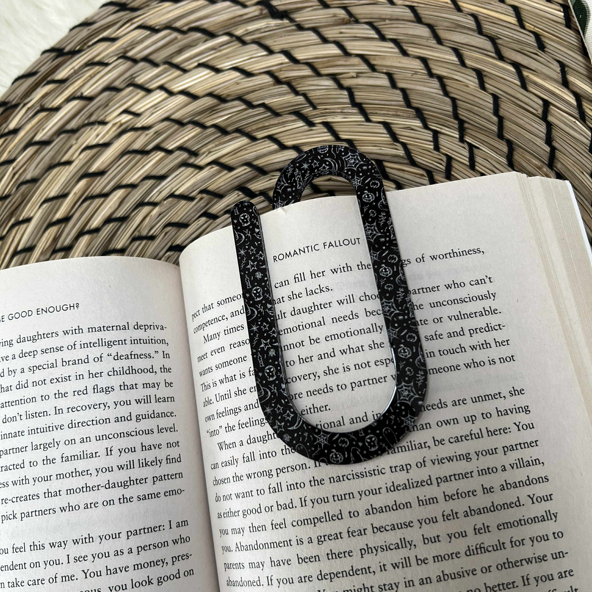 Jumbo Acrylic Paperclips / Bookmarks - Sketchy Hallowen
