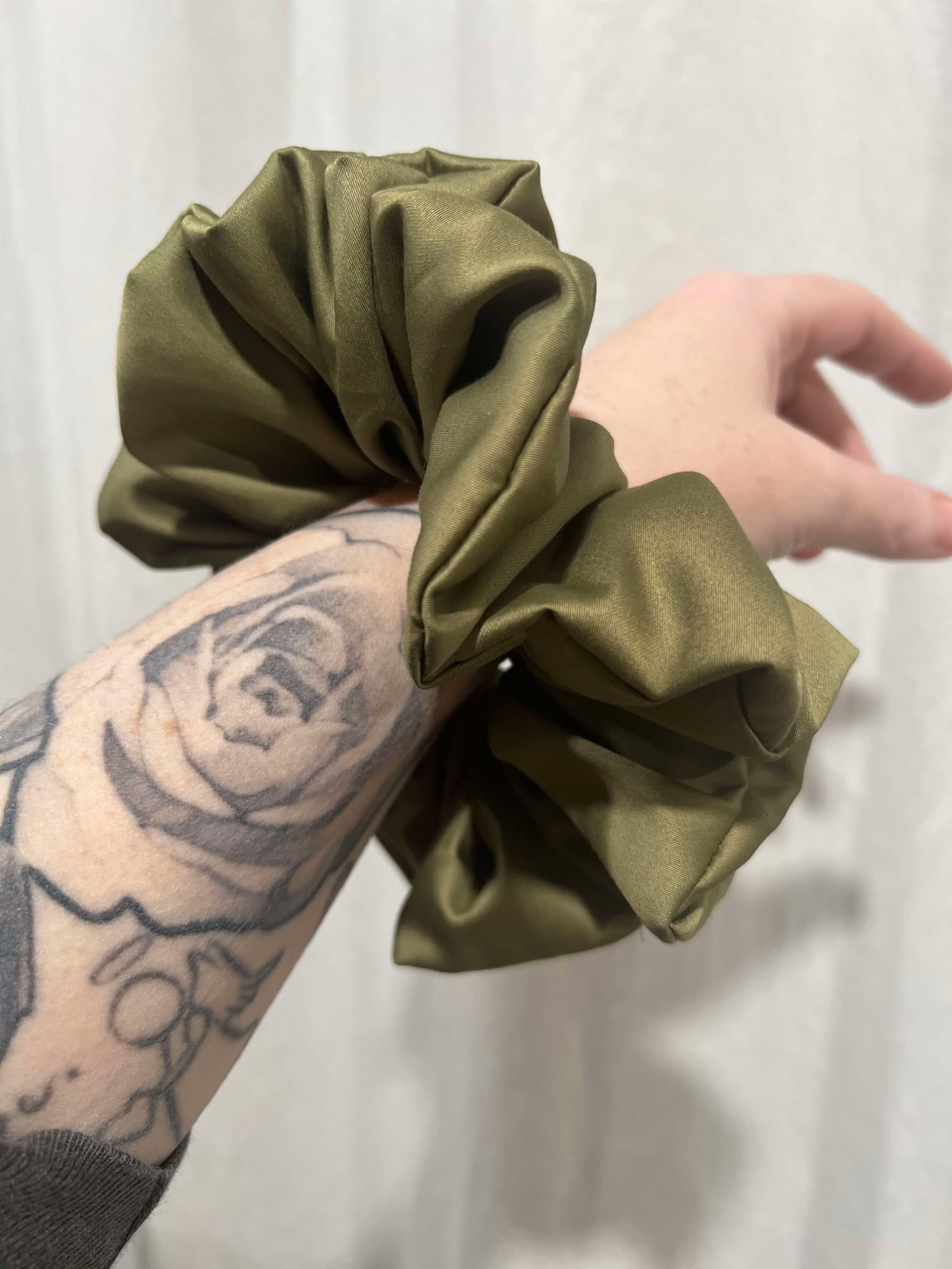 Luxe Satin XXL Scruncies