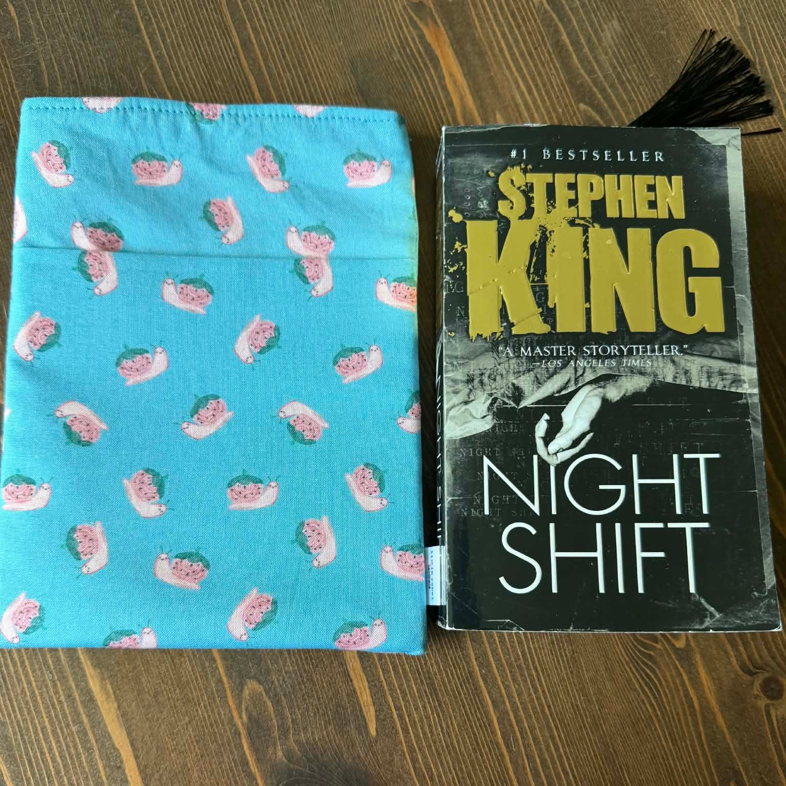 Small Book Sleeve - Strawberry Snails
