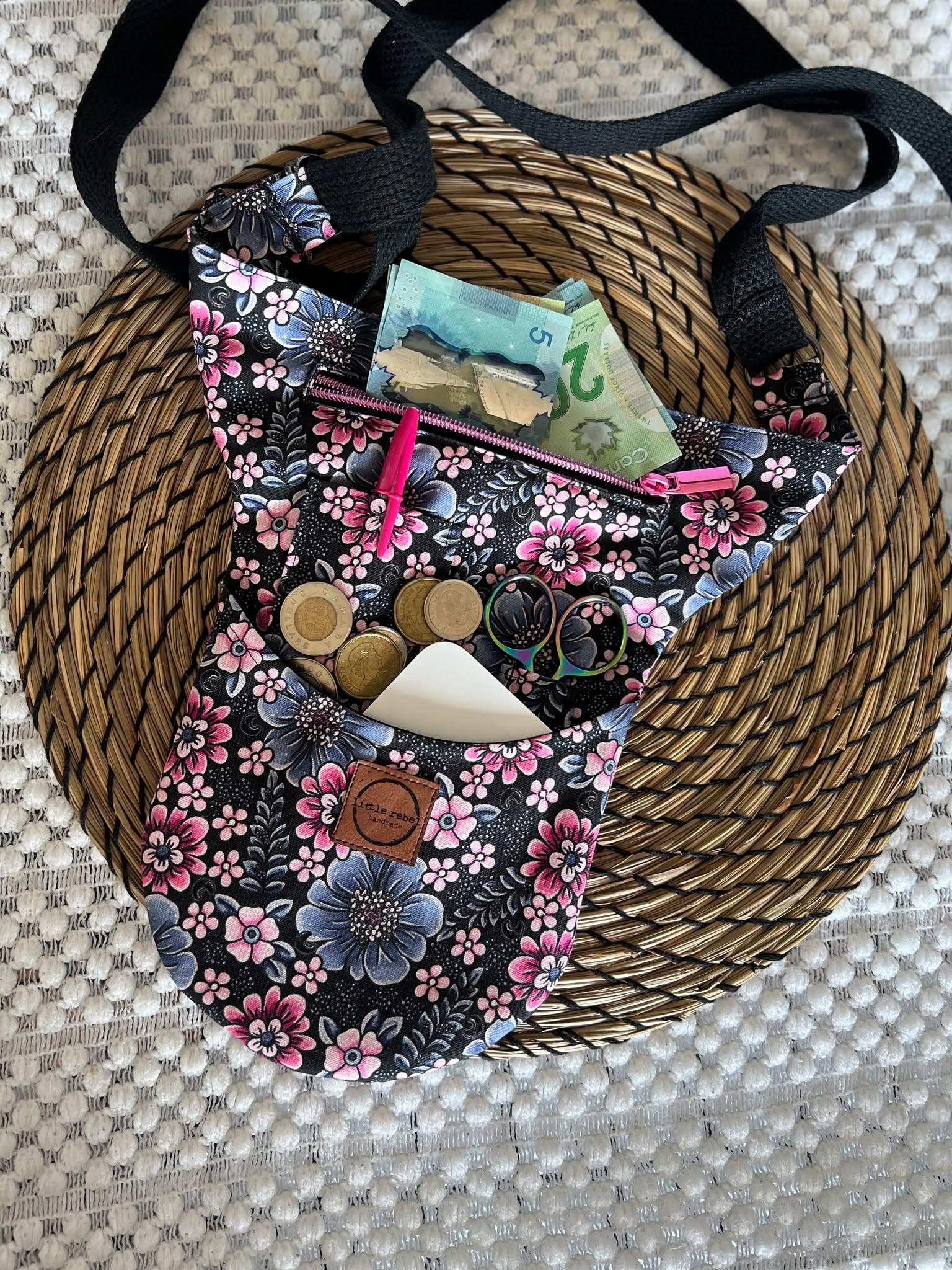 Vendor Pouch