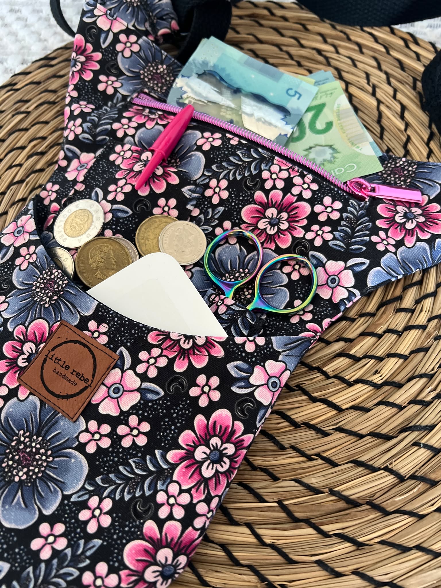 Vendor Pouch