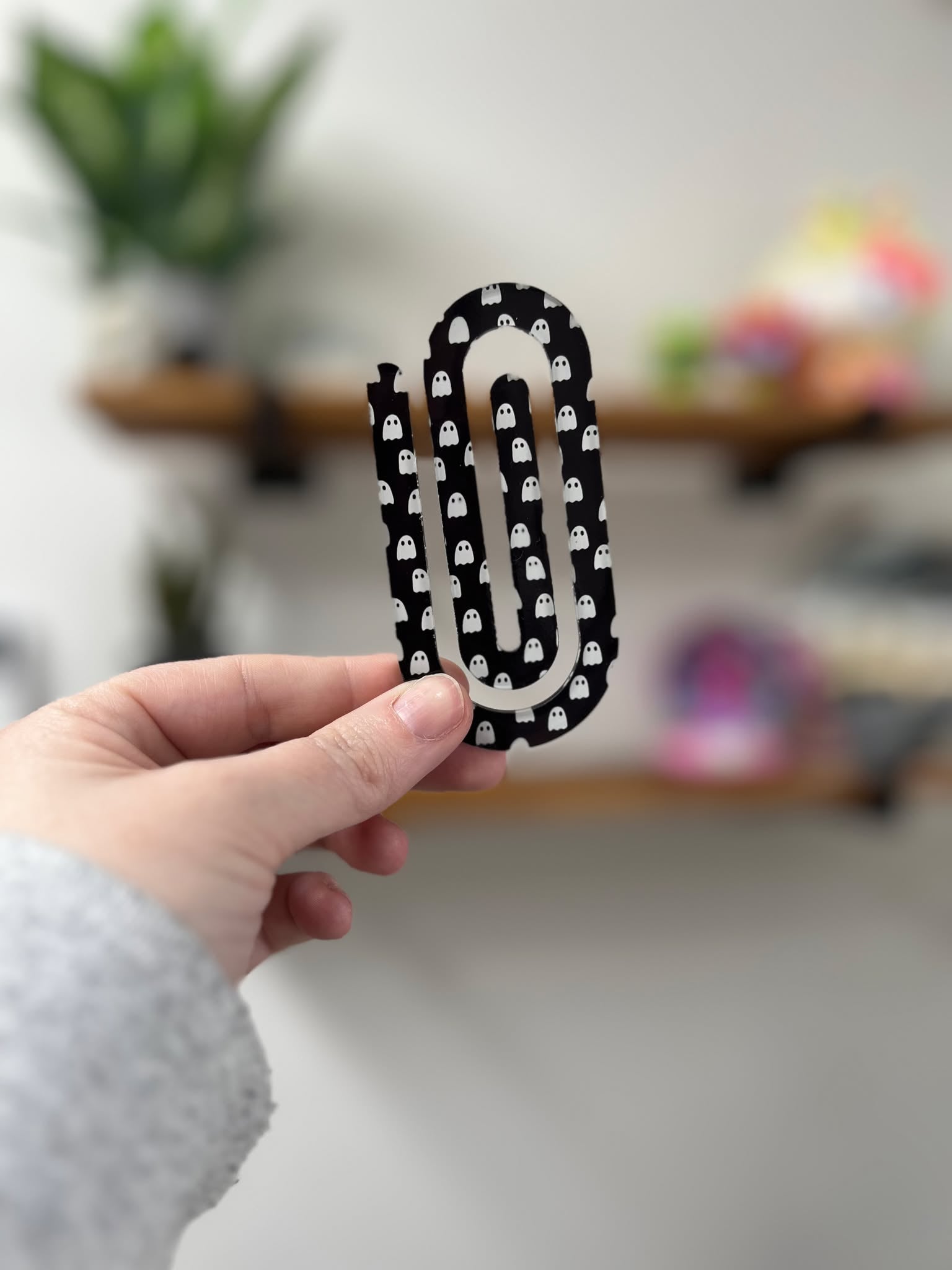Jumbo Acrylic Paperclips / Bookmarks - Ghosts