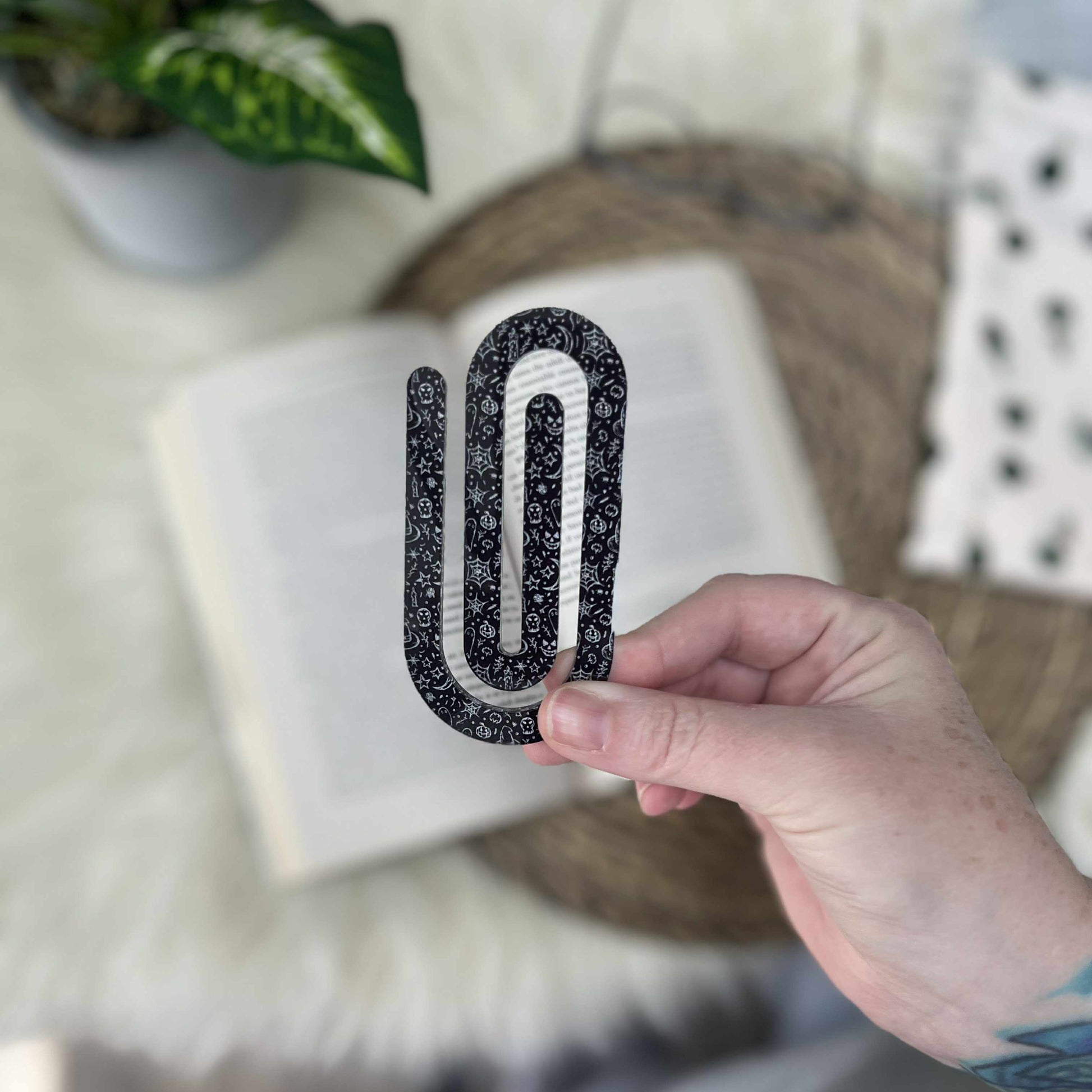 Jumbo Acrylic Paperclips / Bookmarks - Sketchy Hallowen