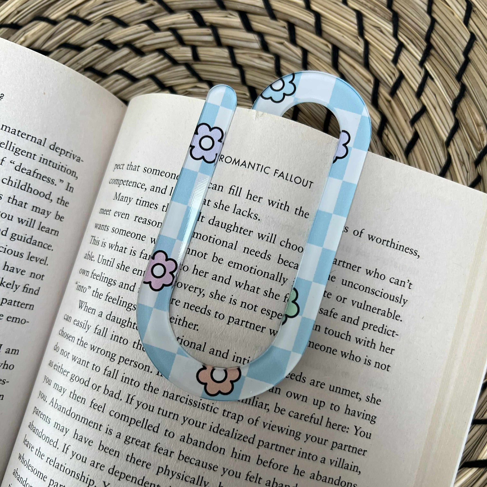Jumbo Acrylic Paperclips / Bookmarks - Baby Blue Checks & Flowers