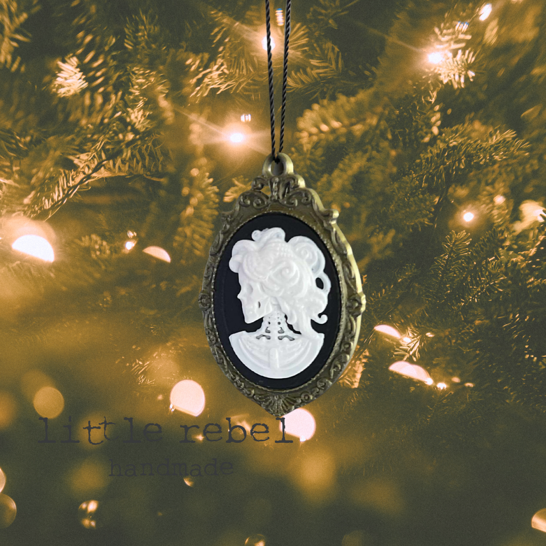 Haunted Heirloom - The Mourning Bride