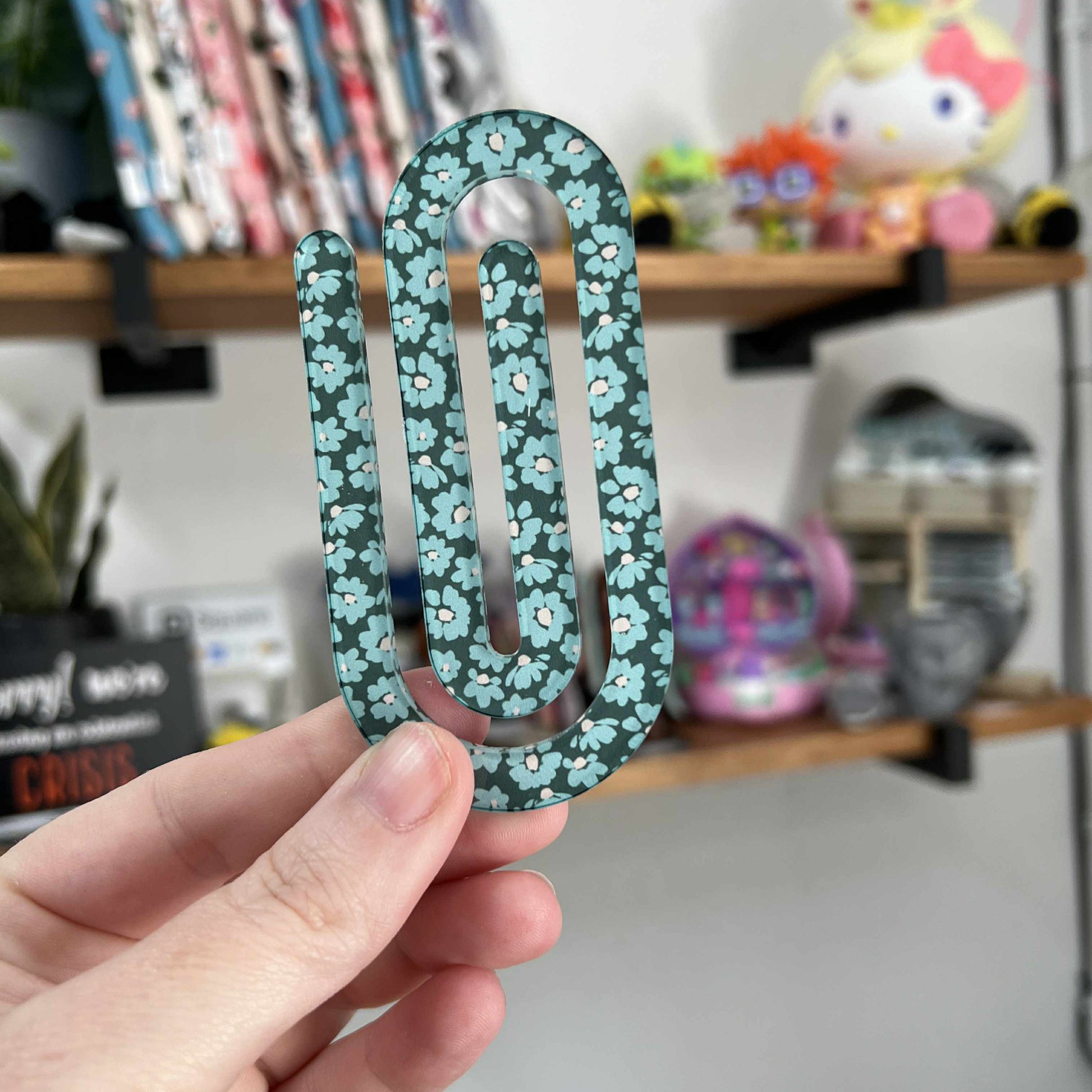 Jumbo Acrylic Paperclips / Bookmarks - Little Blue Flowers